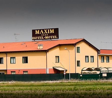 אנזולה נל'אמיליה Hotel Maxim מראה חיצוני תמונה