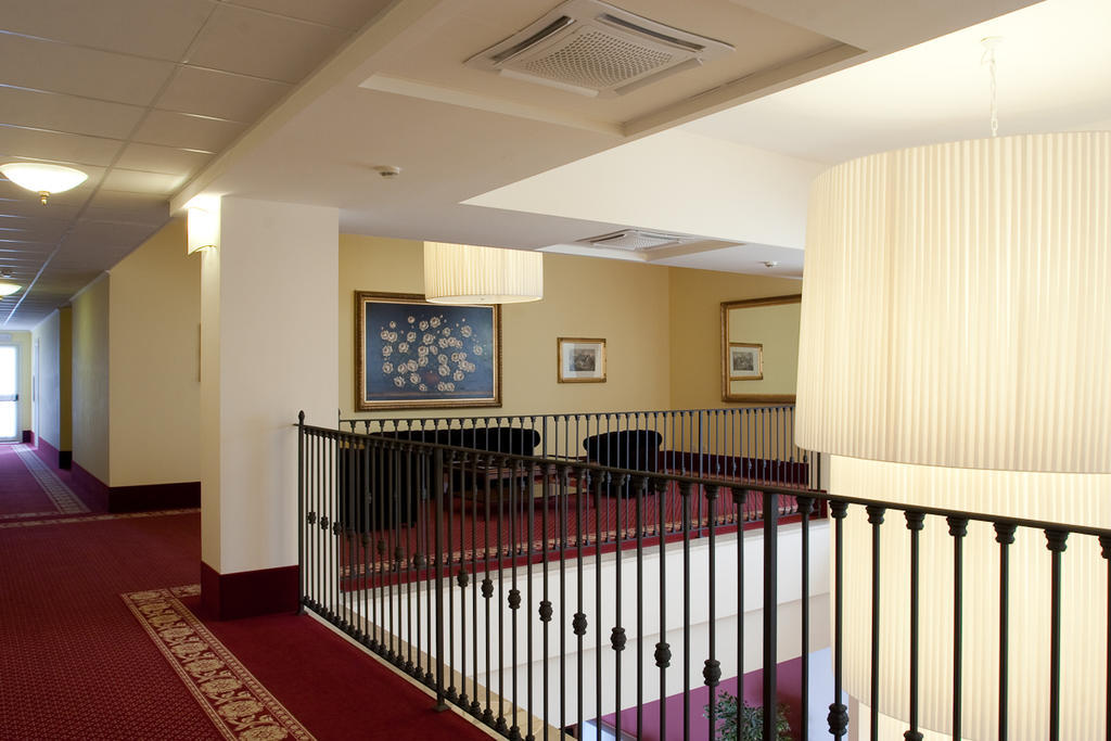 אנזולה נל'אמיליה Hotel Maxim מראה חיצוני תמונה