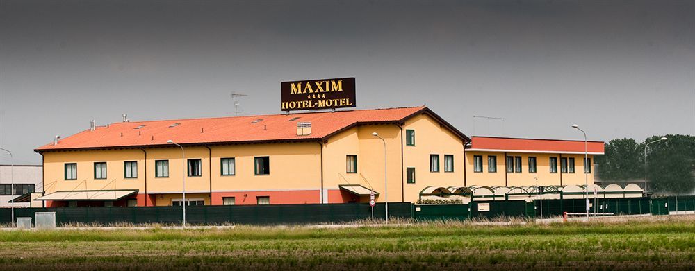 אנזולה נל'אמיליה Hotel Maxim מראה חיצוני תמונה